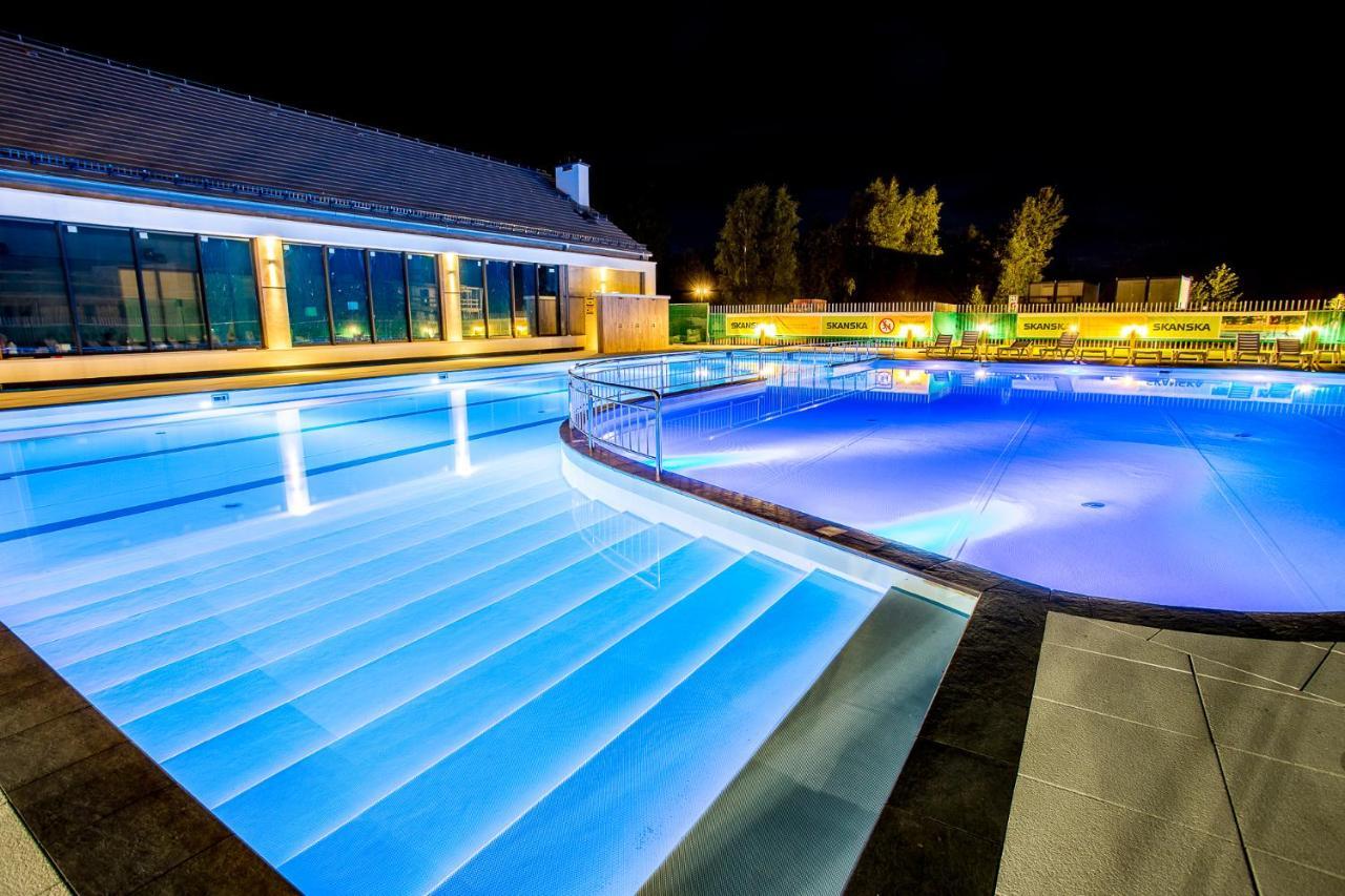 Feniks Spa Apartments 2 By Jantar Apartamenty โควอบเซก ภายนอก รูปภาพ